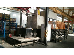 減殼零件旋轉(zhuǎn)噴淋清洗機